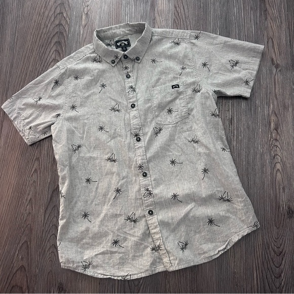 Billabong Other - Billabong boys button down shirt L 12